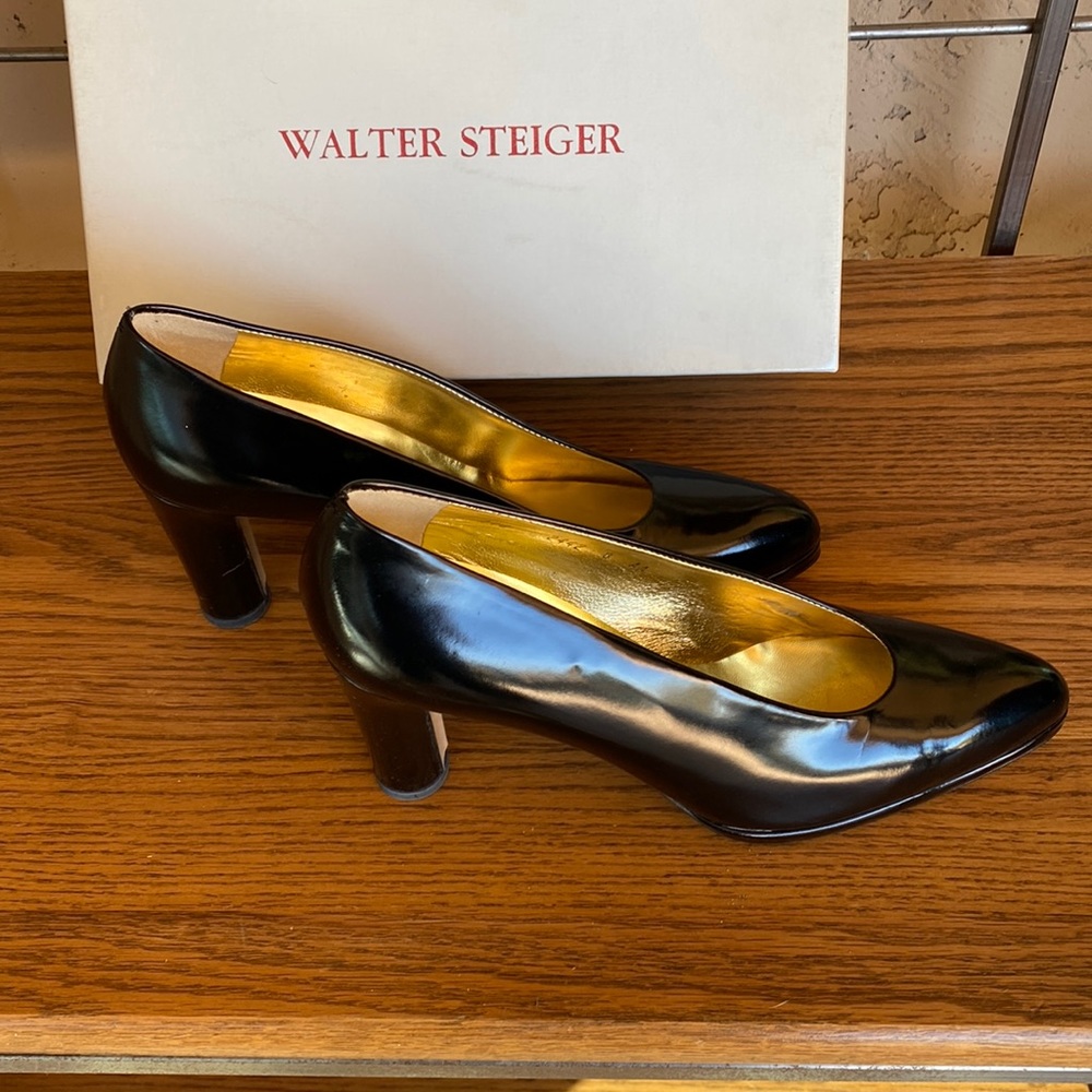 Walter Steiger Black Pump w/Round Heel - Size 8AA